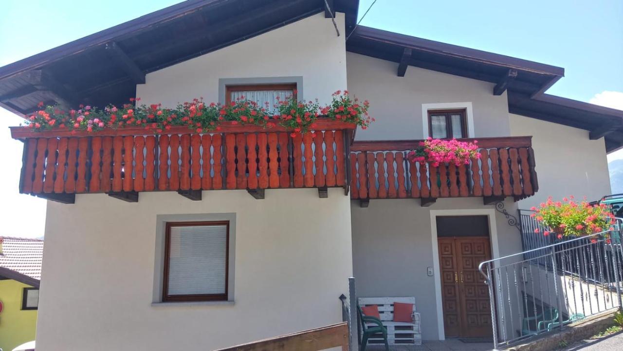 B&B da LAURA Cimbergo Bagian luar foto